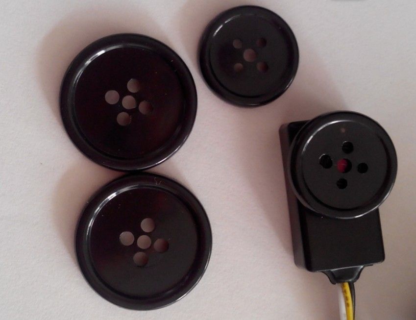 Ultra small Spy camera button HD and night vision 520TVL 1G Hidden Audio Camera